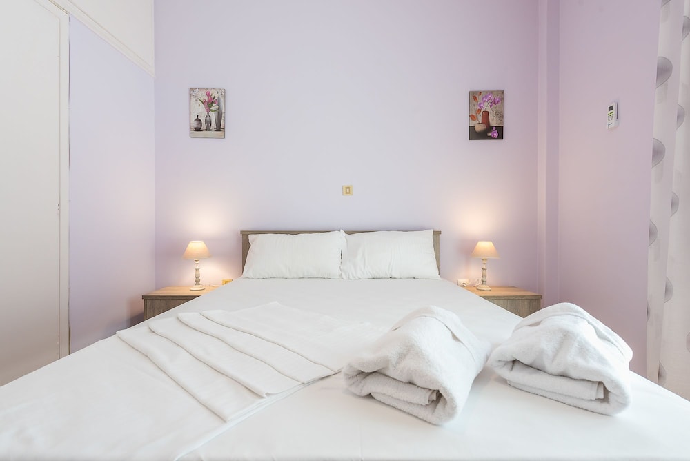 COMFY APARTMENT IN ACROPOLIS AREA