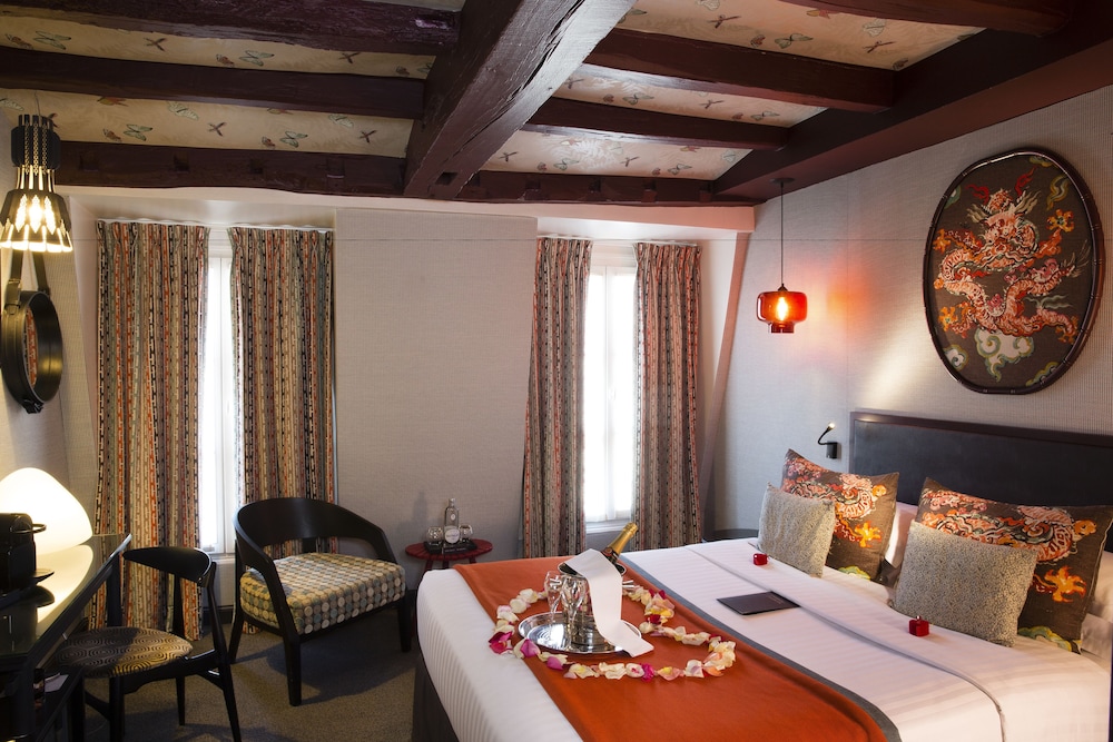 HOTEL LES DAMES DU PANTHÉON