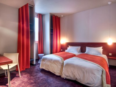 GREET HOTEL BOULOGNE BILLANCOURT PARIS