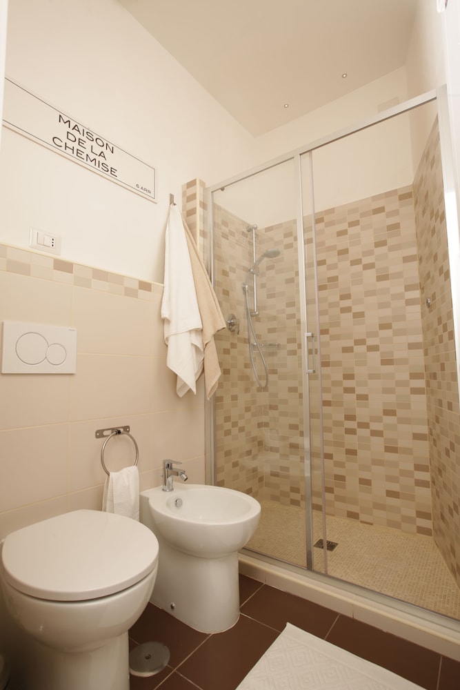 B&B LAURUS COLOSSEO