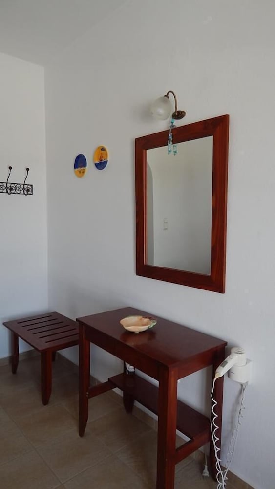 AIGAIOU AVRA STUDIOS