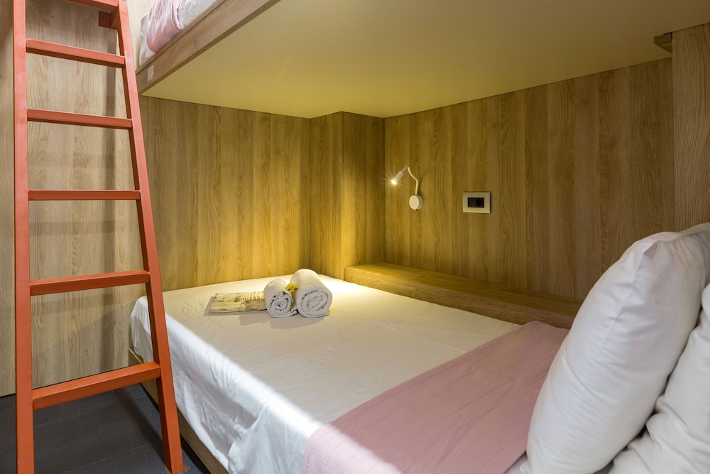 LOC APARTHOTEL ANNUNZIATA