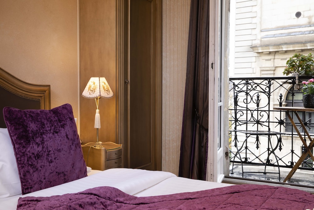 HOTEL RESIDENCE HENRI IV