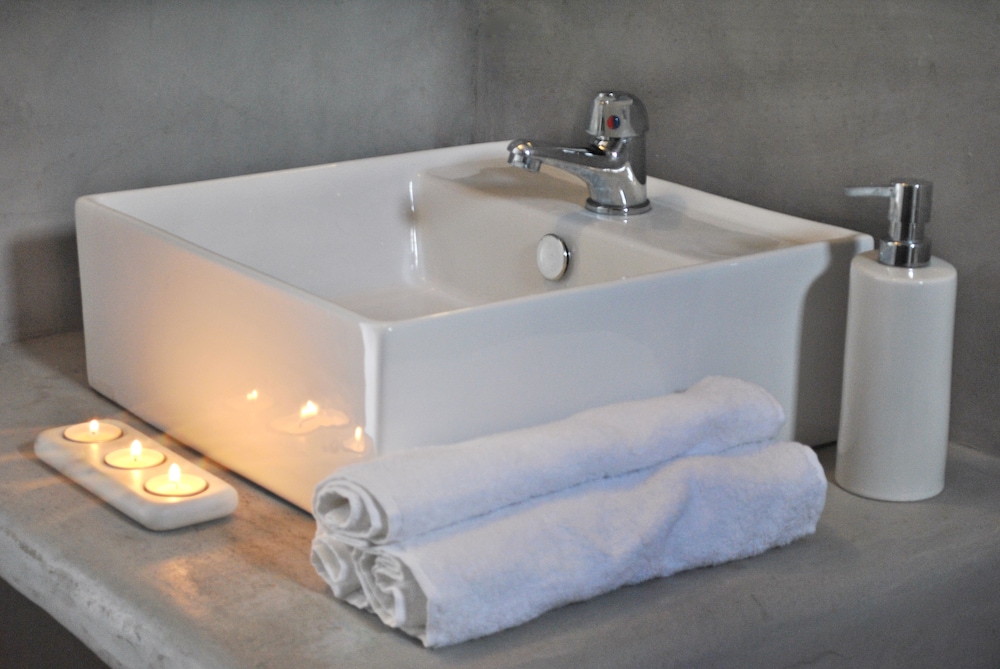 LIVADI HOUSE MYKONOS